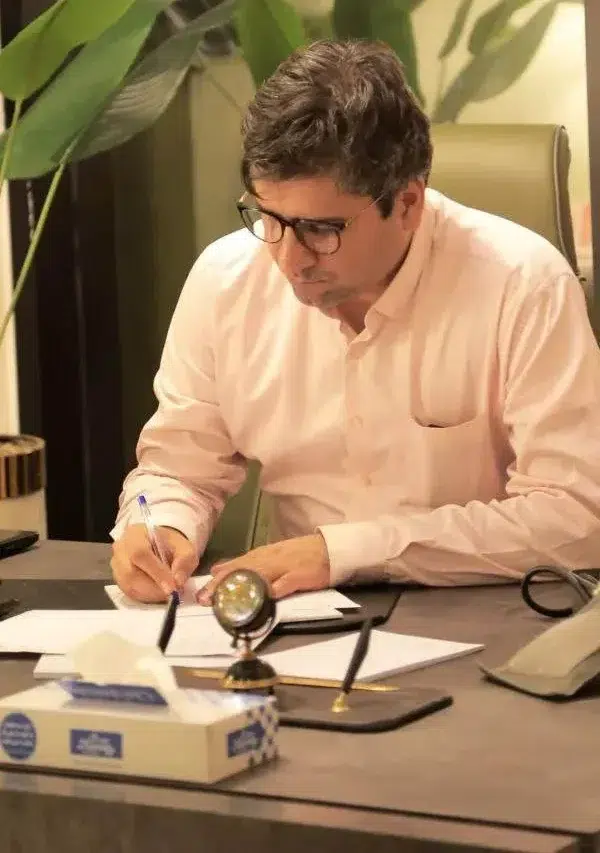 دکتر مجید فرجی متخصص قلب و عروق